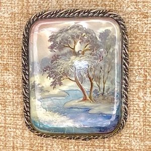 Russian hand painted brooch on mother of pearl
